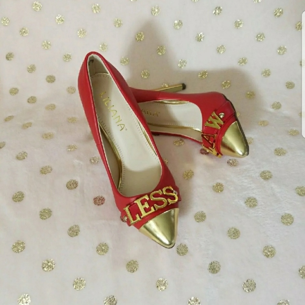 "FLAW" "LESS" HEELS - Picture 3 of 6